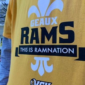 Meet your Posher, Whitney